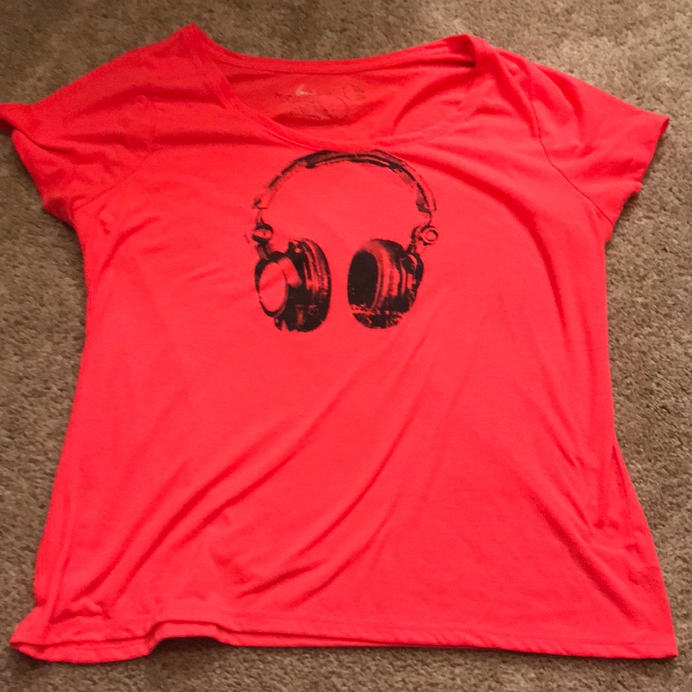 Pink headphone tee